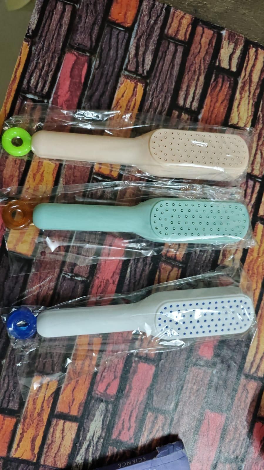 Self-cleaning Anti-static Massage Comb for Adults and Kids- Pack of 1 0jyzfu-7t